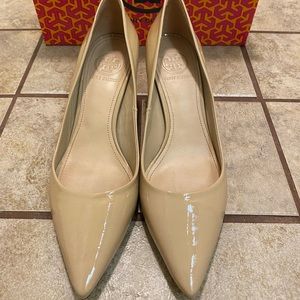 Tory Burch Beige Pumps Size 7